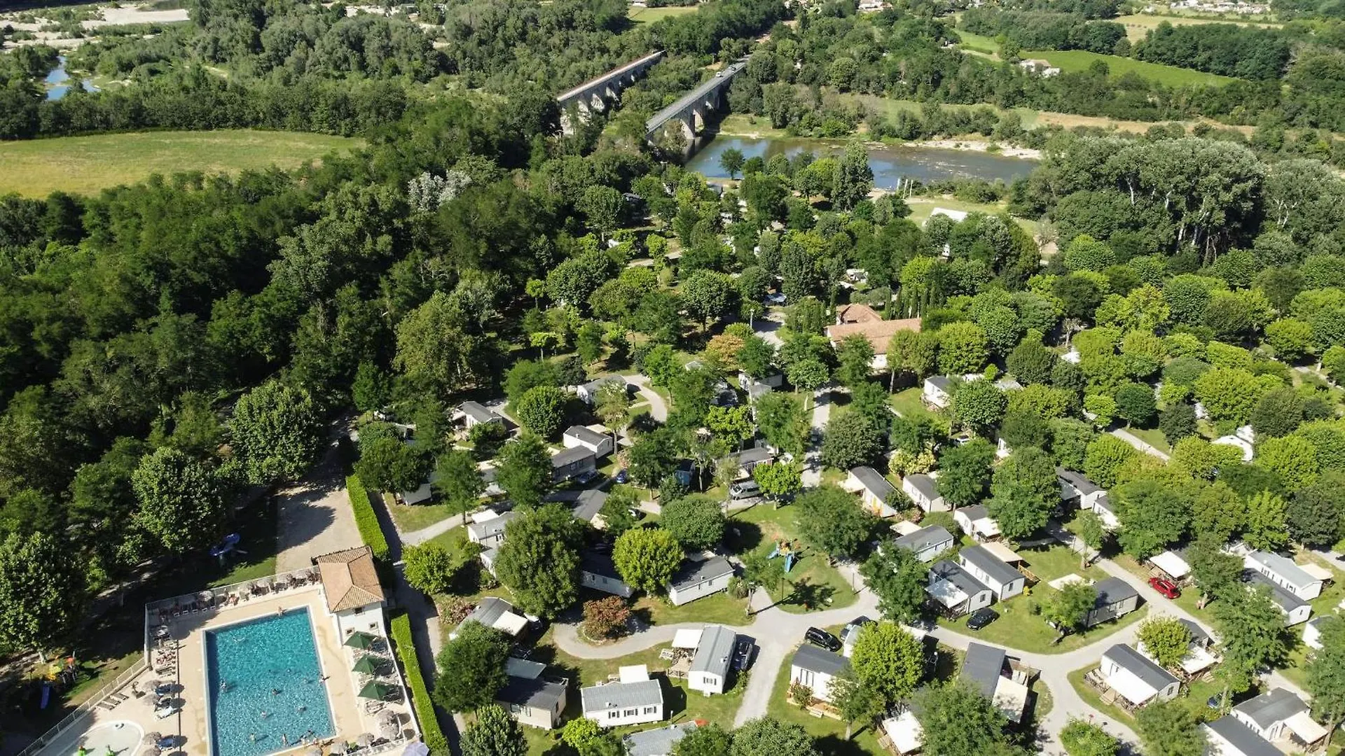 Camping Rcn La Bastide En Ardeche Sampzon 5*,  France